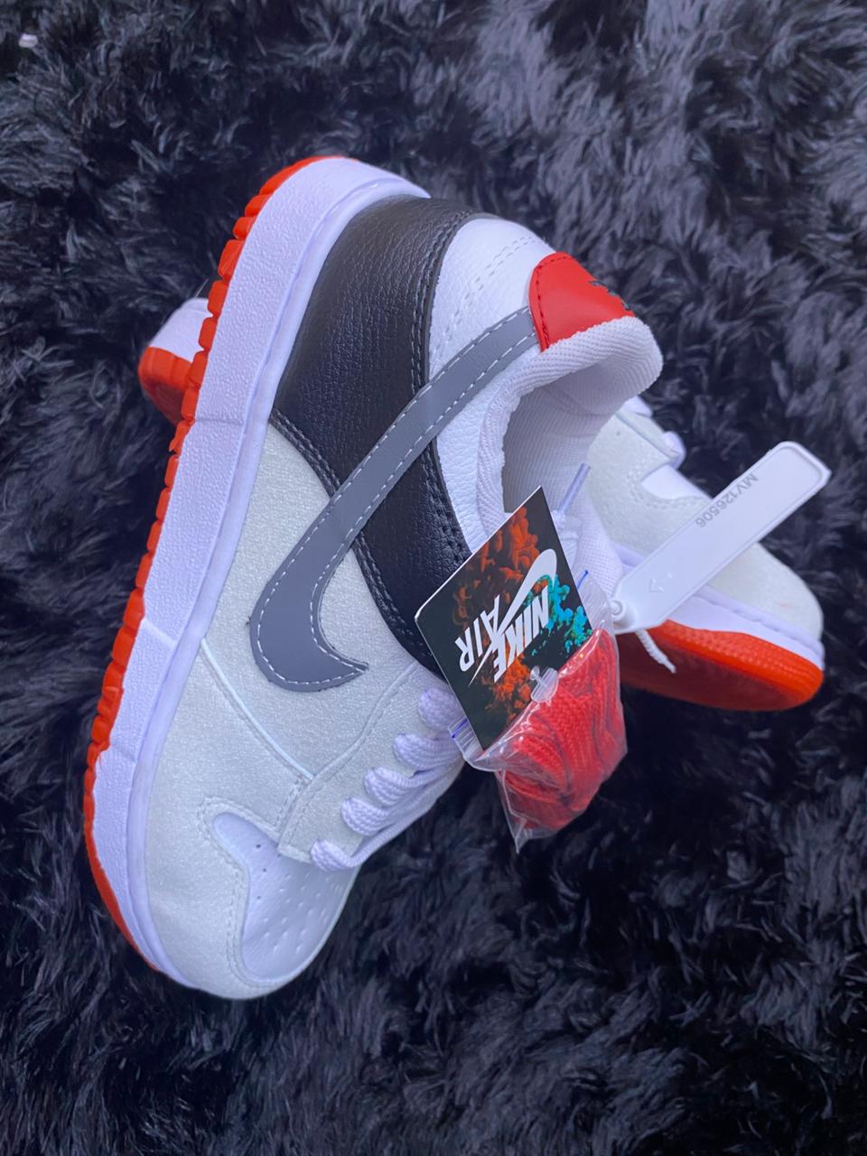 ZAPATOS NIKE